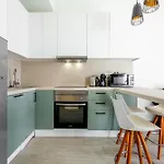 Apartment Spacious With Ocean View *