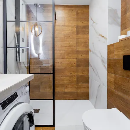 Spacious With Ocean View 아파트 아데제