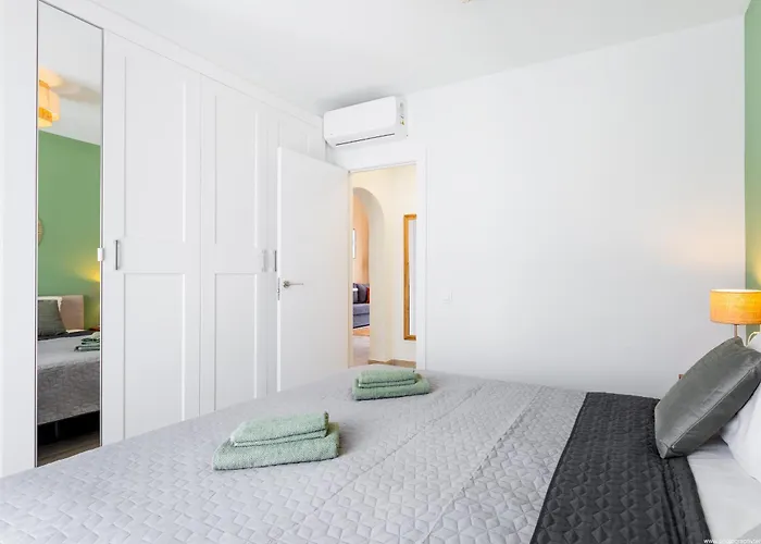 Spacious With Ocean View Daire