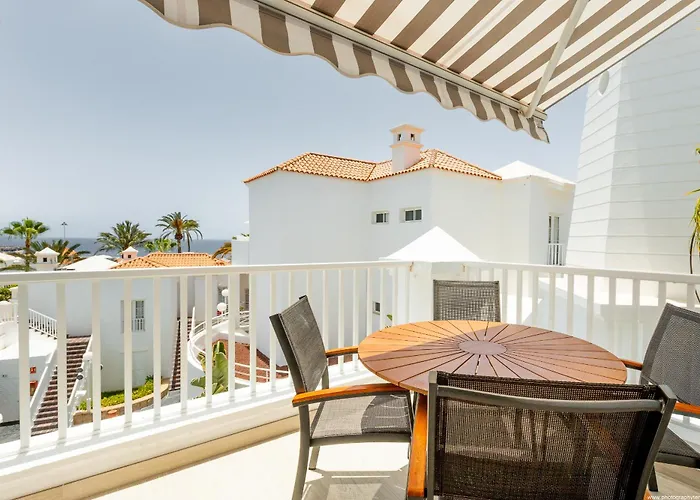 Spacious With Ocean View Daire Costa Adeje